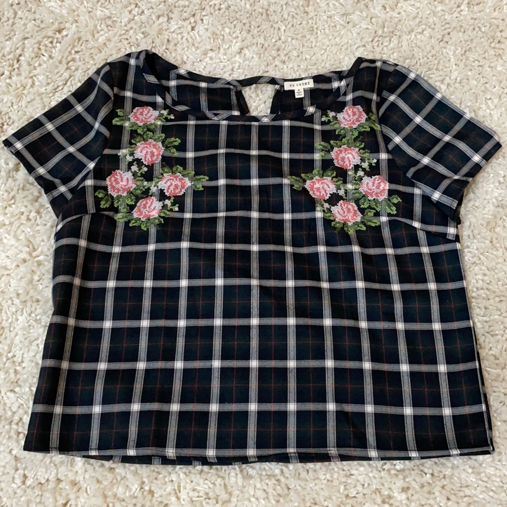 Embroidery Plaid Crop Top